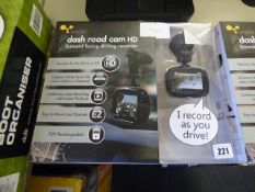 *YADA DASH CAM HD