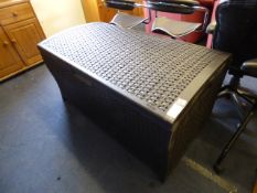 *SUNCAST DECK BOX 122 GA