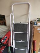 4 Tread Aluminium Steps