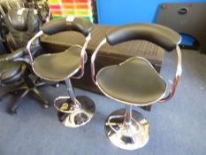 *BLACK GASLIFT BARSTOOL X  2