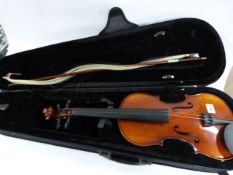 Chantry Violin in Case