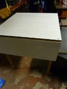 Drop Leaf Kitchen Table on Turned Legs