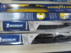 *4 Pairs of Windscreen Wipers