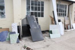 Quantity of Marble & Granite Slabs