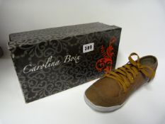 Pair of Cuero Ladies Brown Lace Up Shoes - Size 40