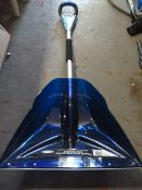 *Suncast Shatter Proof Resin Snow Shovel