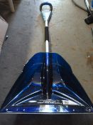 *Suncast Shatter Proof Resin Snow Shovel