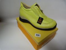 Pair of Solaba moda Ladies Shoes Lime Green - Size 39