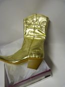 Pair of Gold Ladies Cowboy Boots - Size 37