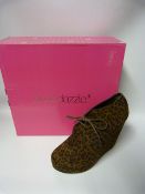Pair of Shoe Dazzle Leopard Skin Ankle Boots - Size 7
