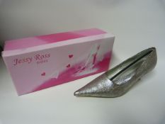 Pair of Ladies Jessy Ross Shoes Silver - Size 39