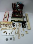 Tray of Costume Jewellery