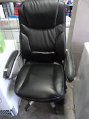 *Black Pure Soft Managers Chair