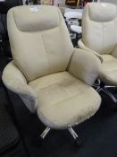 *MANTA RAY IVORY CHAIR