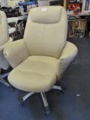*MANTA RAY IVORY CHAIR
