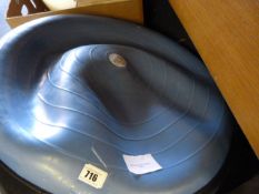 BOSU BALANCE TRAINER