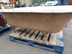Antique Roll Top Bath with Ball & Claw Feet