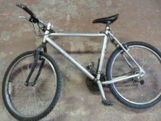 Aluminium Frame Gents Mountain Bike