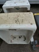 2 Belfast Sinks