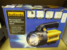 Halfords1000000 Candle Power Rechargeable Torch