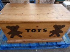 Pine Toy Box