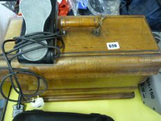 Singer Sewing Machine in Case