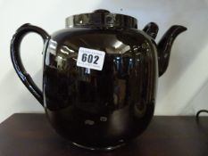 Large Saddler Brown Ceramic Teapot