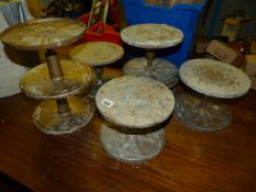 7 Potter's Turntables