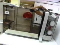 Russell Hobbs Microwave Oven