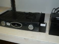 Behringer Reference Amplifier A500