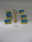 *GILLETTE VENUS & OLAY