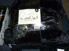 *MINK FUR PILLOW 2PK