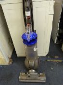 *DYSON DC41 ANIMAL UPRIGHT