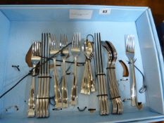 *GOURMET CUTLERY 34 PIECE