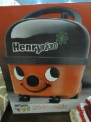 *HENRY MICRO HI-FLO VACUUM