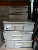 8 Grundy Lidded Food Containers