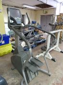 Life Fitness 95 SE Iso Track Climbing System
