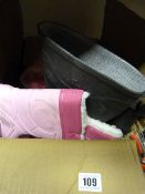 Box Containing Assorted Wellies & Snow Boots