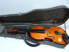 Vintage Violin with Bow in Case