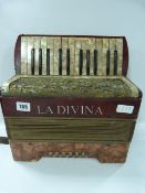 La Divina Accordion