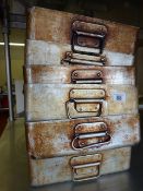 6 Grundy Baking Trays