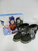 *Pair of Khombu Kids Boots Black Camo - Size 10M