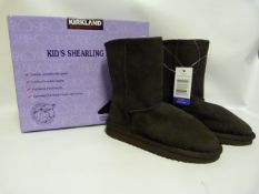 *Kirklands Signature Ugg Style Chocolate Sheepskin Boot - Size 13