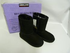 *Kirklands Signature Ugg Style Black Sheepskin Boot - Size 11