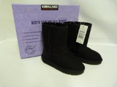 *Kirklands Signature Ugg Style Black Sheepskin Boot - Size 9