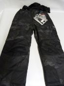 *Pair of Boys Zip Off Ski Pants Urban Camouflage - Size Extra Small