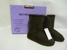 *Pair of Kirkland Signature Ugg Style Sheepskin Boots Brown - Size 9