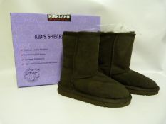 *Pair of Kirkland Signature Ugg Style Boots in Brown Sheepskin - Size 11