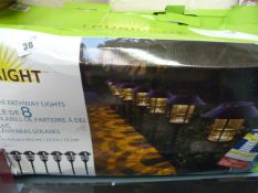 *LARGE SOLAR PATHWAY LIGHT