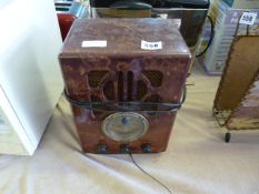 Reproduction Bakelite Radio